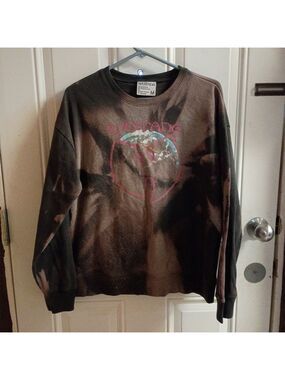 2/$10 Wutang Reverse Tie Dye Sweatshirt Size Medium